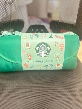 Starbucks Green Roll-Up Picnic Blanket with Logo Sleeve
